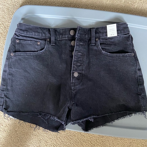 Abercrombie & Fitch Pants - Abercrombie black denim shorts